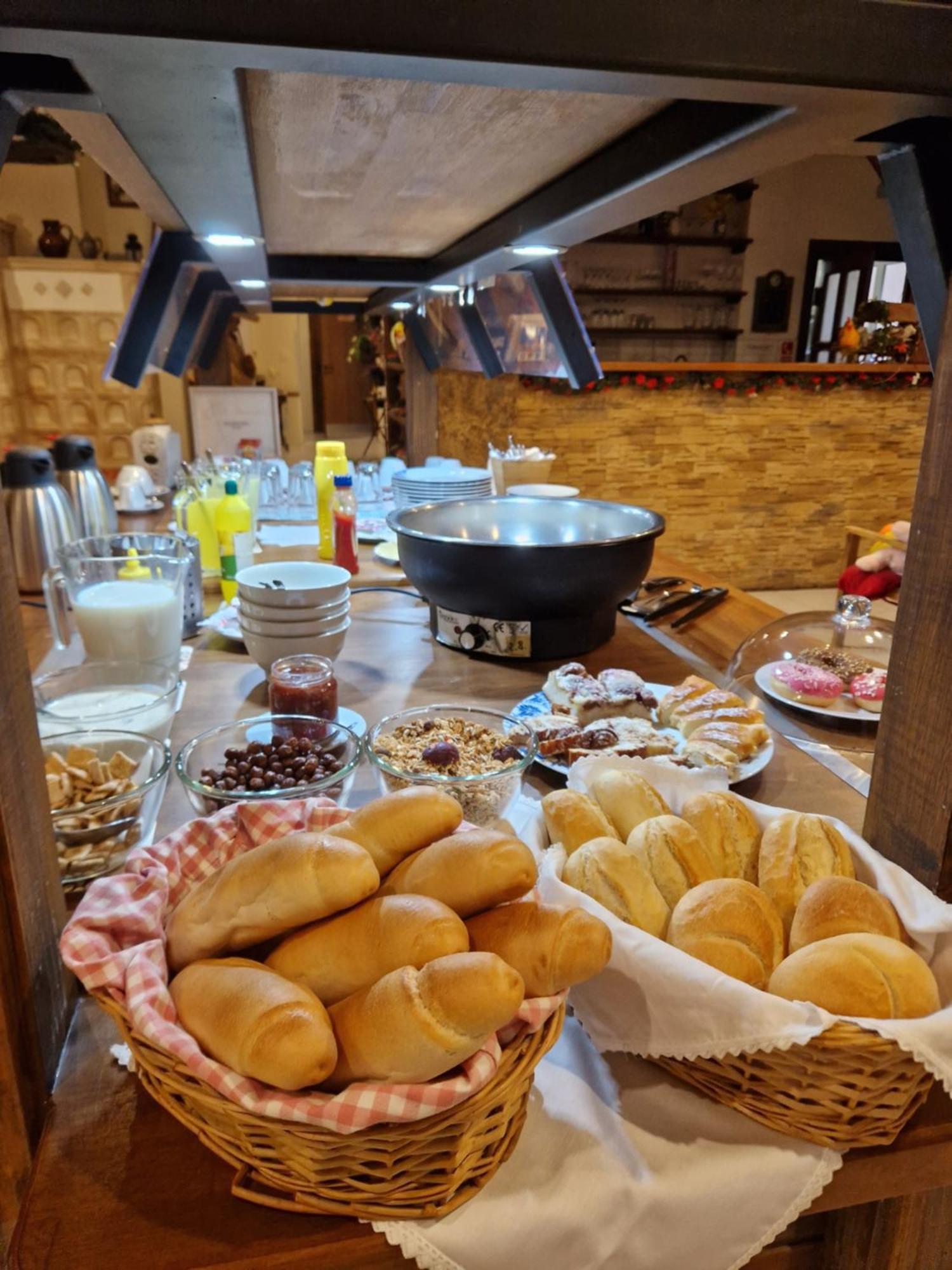 Pri Piecke Penzion A Restauracia Staré Hory Exterior foto
